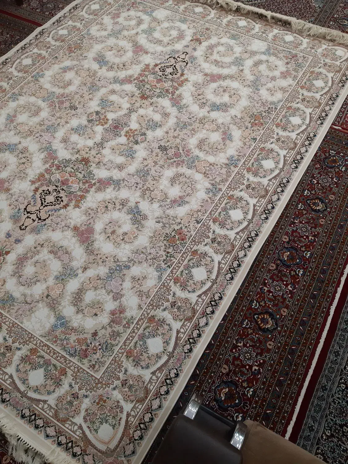 فرش ۹ متری ۱۲۰۰ شانه شونهر|فرش|ملایر, |دیوار