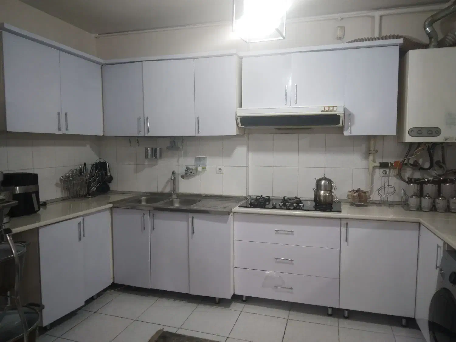 ۱۰۰متر.۳خواب .دو نبش .رو به آفتاب|فروش آپارتمان|مشهد, الهیه|دیوار