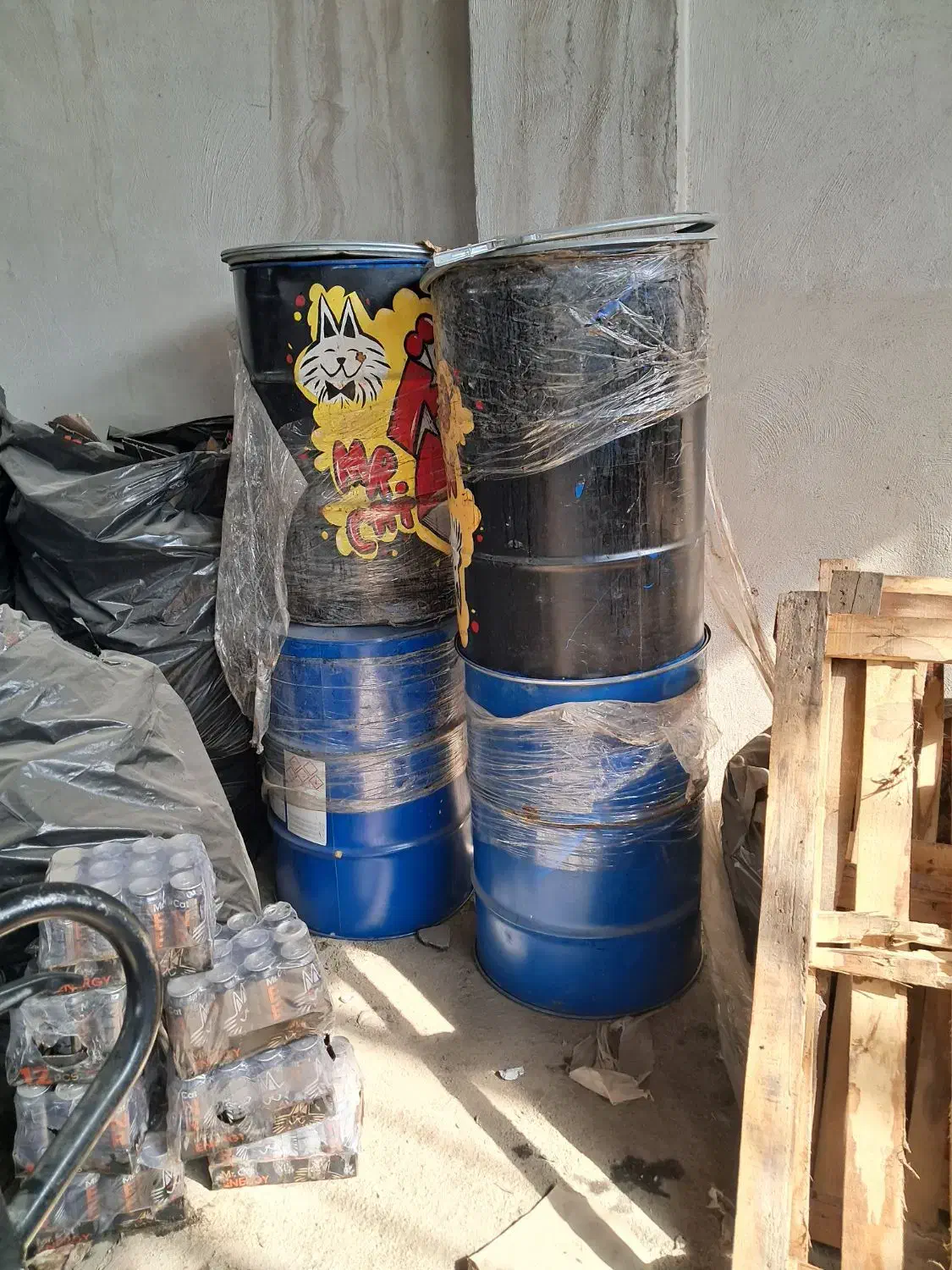 بشکه آهنی 200 لیتری دیزاین|مصالح و تجهیزات ساختمان|شهریار, رزکان|دیوار