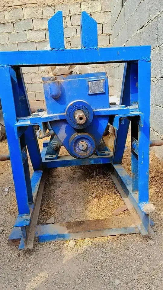 پمپ۱۰۰ چهار طبق پشت تراکتور|ماشین‌آلات صنعتی|سرپل ذهاب, |دیوار