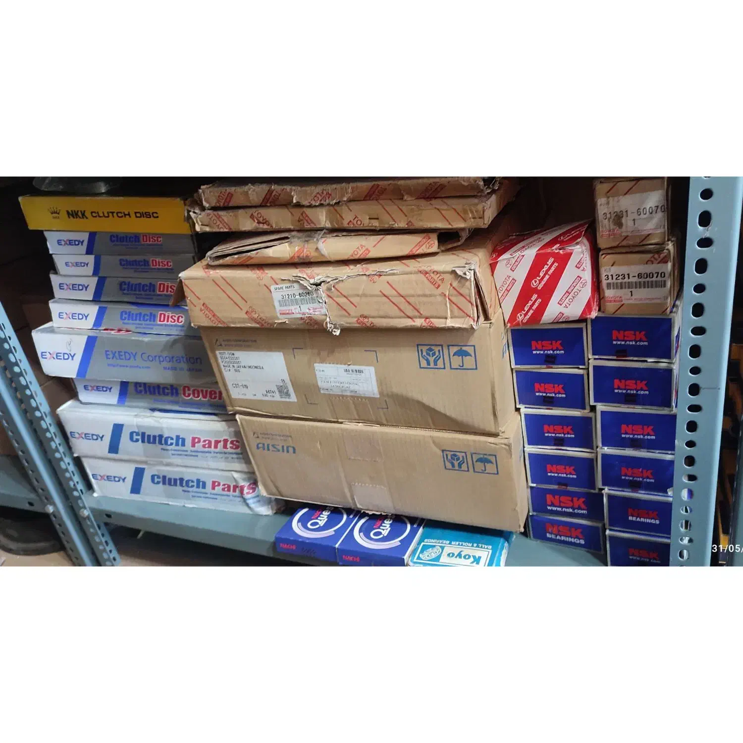 لوازم یدکی تویوتا لندکروزر(2F-3F-4500) و هایلوکس|قطعات یدکی و لوازم جانبی|شیراز, فرگاز|دیوار