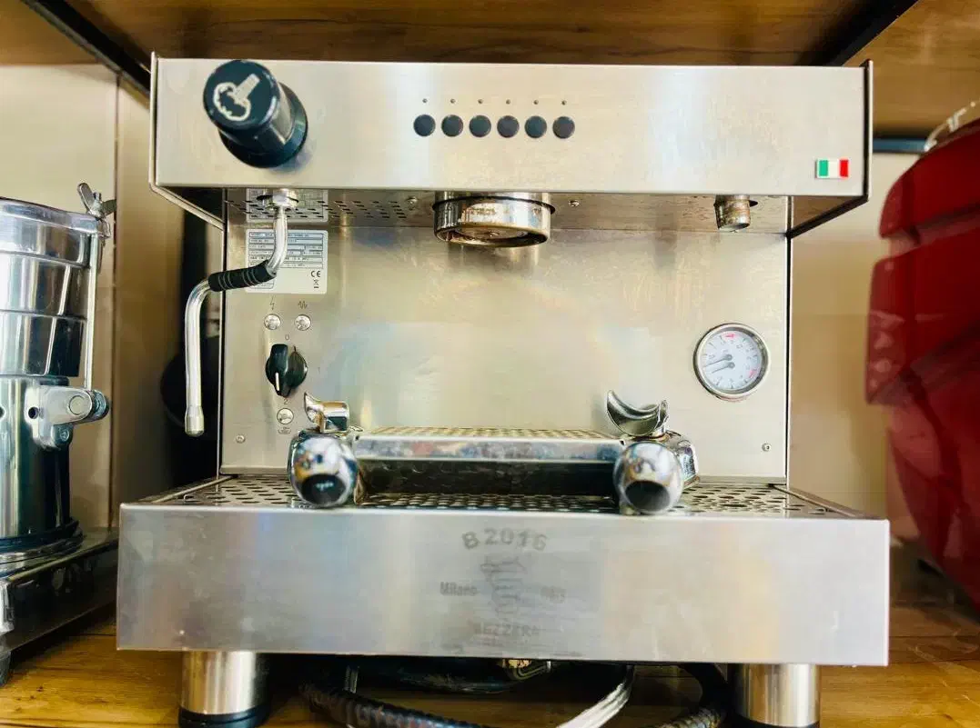 دستگاه اسپرسو صنعتی|کافی‌شاپ و رستوران|رشت, رشتیان|دیوار
