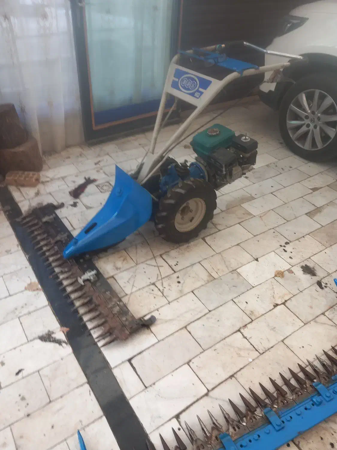 علف چین دوچرخ بنزینی|خدمات باغبانی و درختکاری|نمین, |دیوار