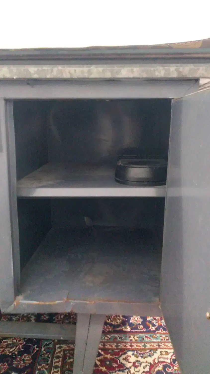 فروش میز تحریر|میز تحریر و کامپیوتر|قم, بوستان علوی|دیوار