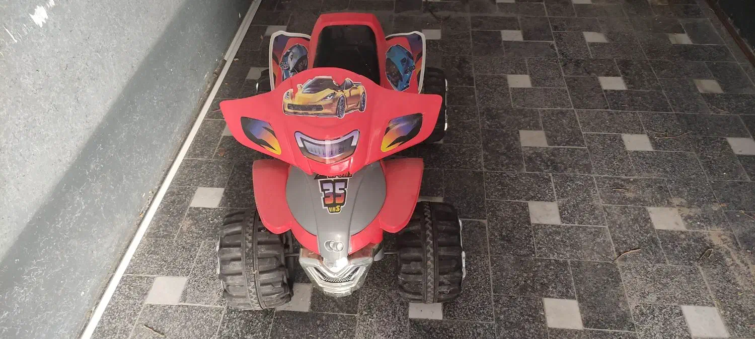 ماشین شارژی در حد نو|اسباببازی بچه|اصفهان, خلیل آباد|دیوار