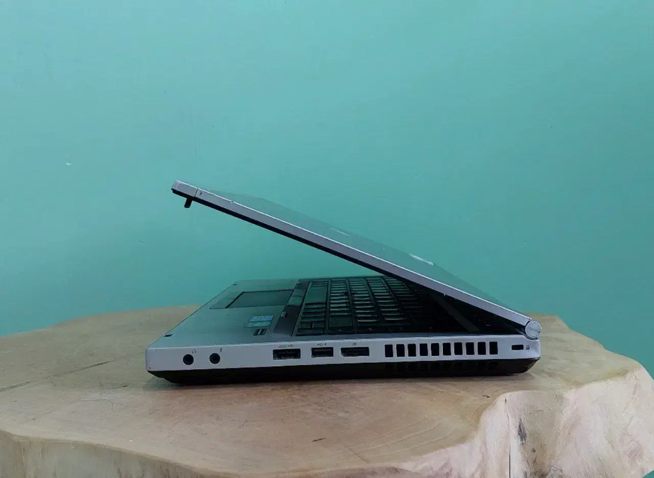 لپتاپ مهندسی و قدرتمند i7 hp درحدنو ssd|رایانه همراه|رشت, گلسار|دیوار