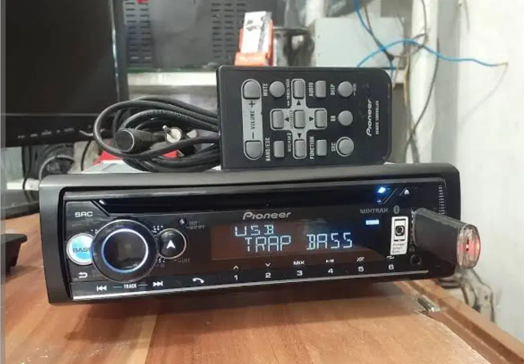 آکبند|گیتار، بیس، امپلیفایر|زاهدان, |دیوار