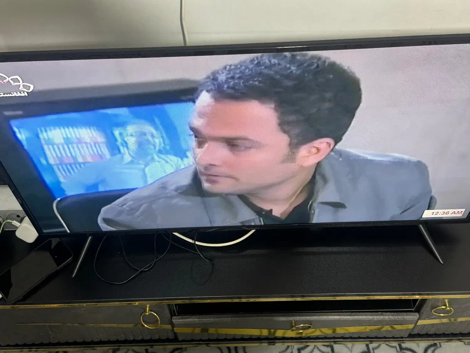 تلوزیون ۴۳اینج با ۳۶۰ کانال ن|تلویزیون و پروژکتور|آزادشهر, |دیوار