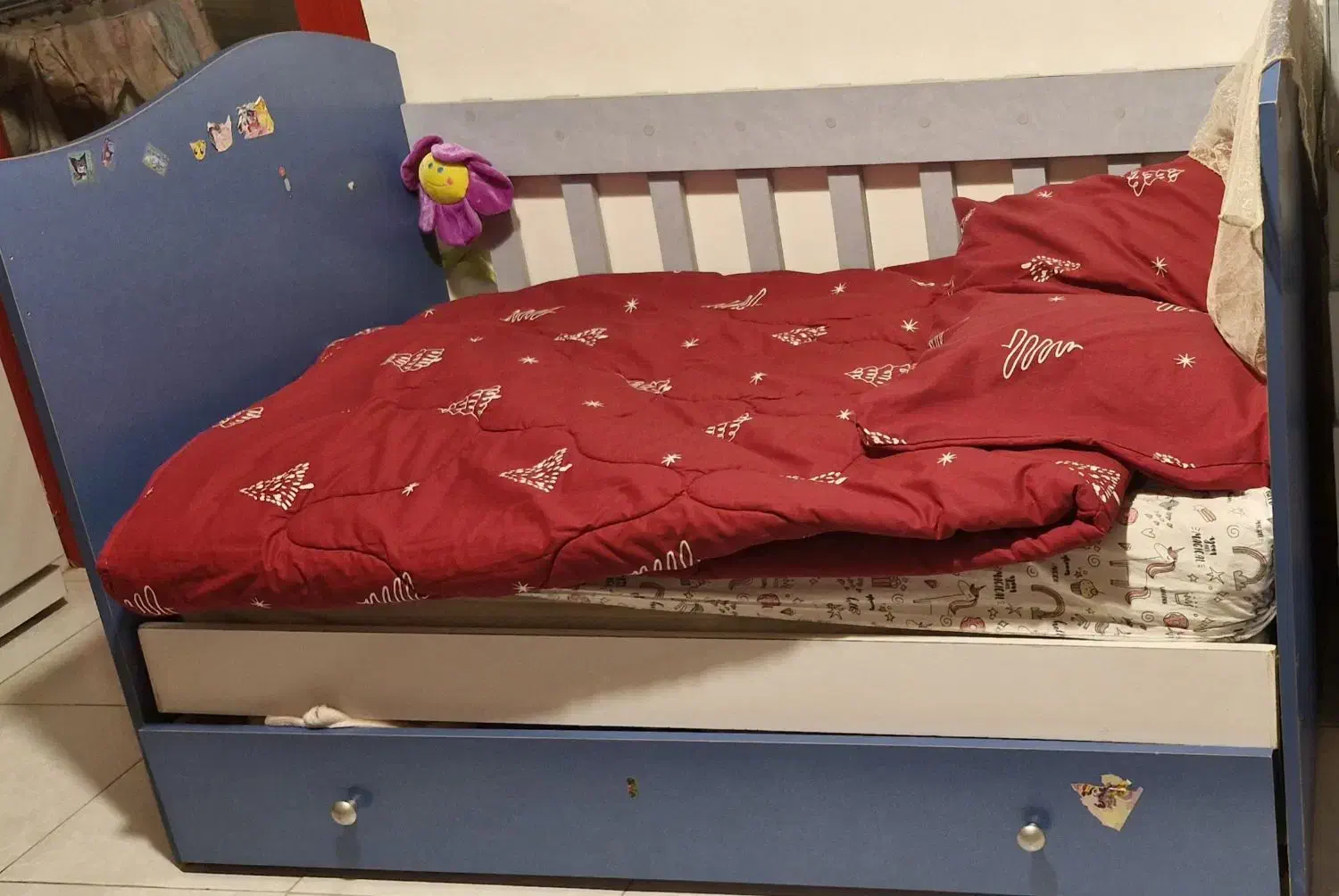 تخت وکمد کودک|تخت و صندلی بچه|ساری, |دیوار