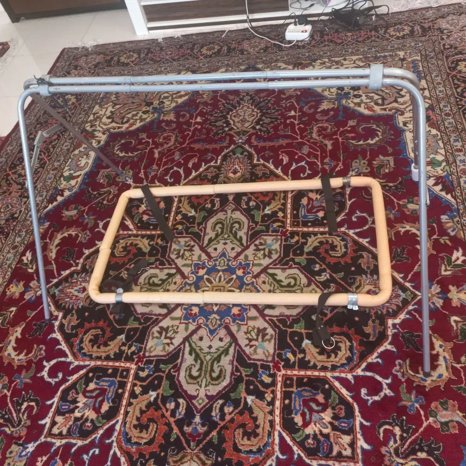 گهواره ، ننی،|اسباب و اثاث بچه|تبریز, |دیوار