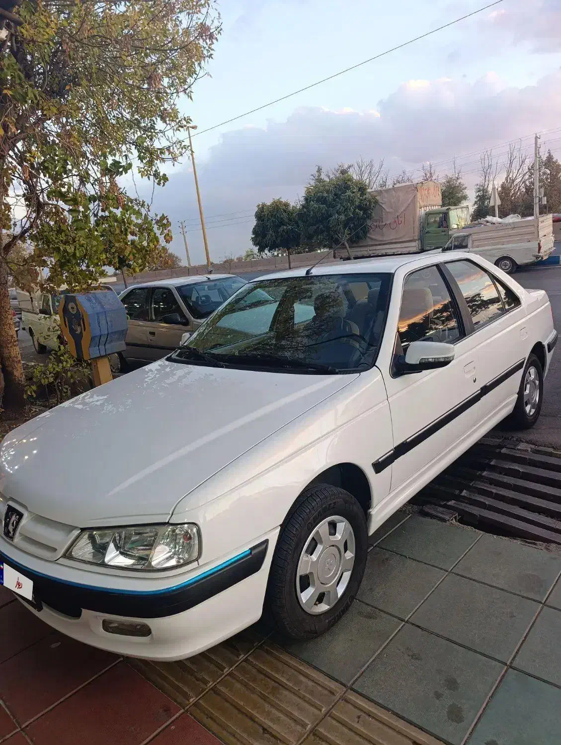 پژوپارس401|خودرو سواری و وانت|قزوین, |دیوار