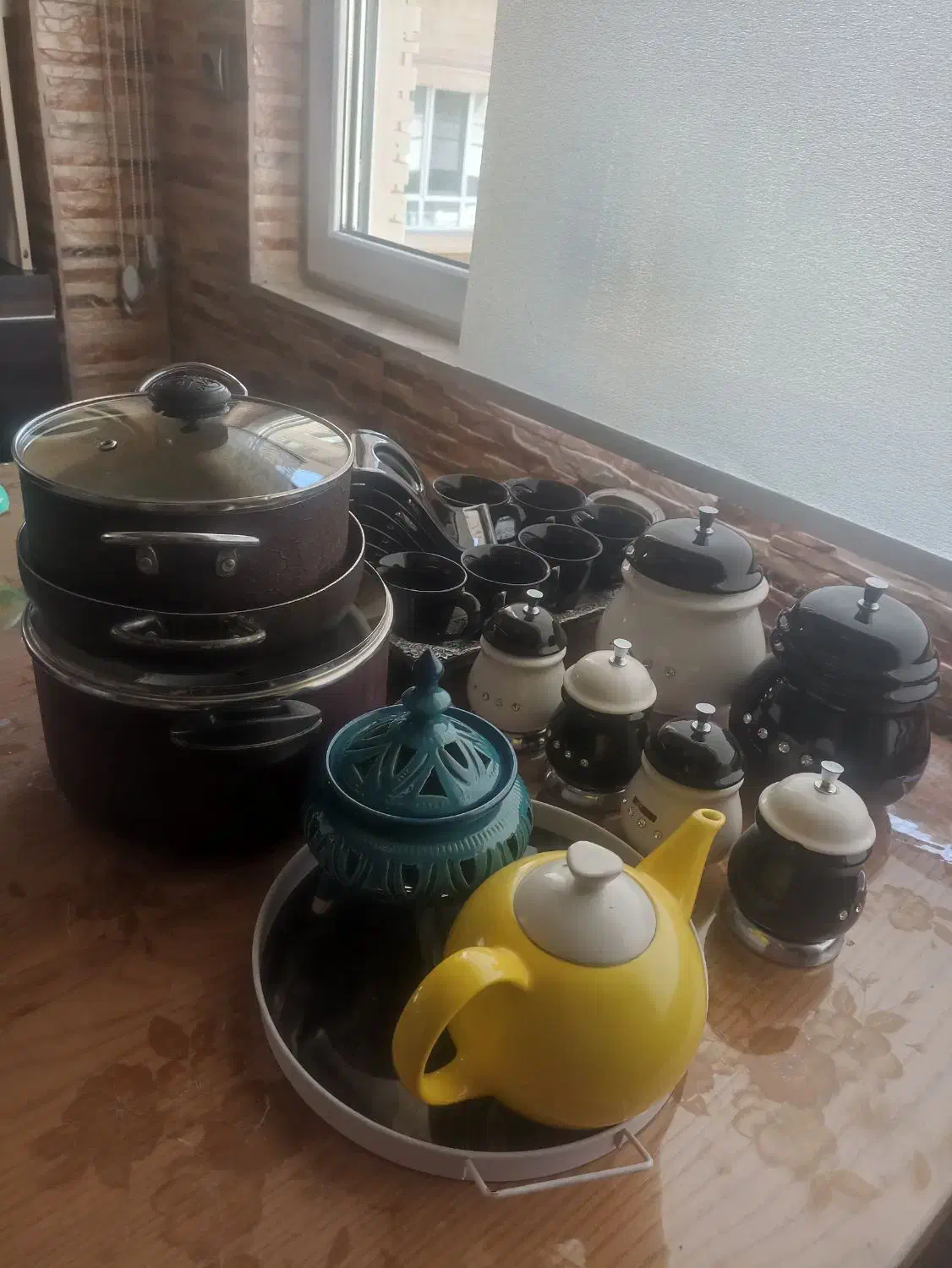 فروش مقداری وسایل اشپزخانه|ظروف پخت‌وپز|مریوان, |دیوار