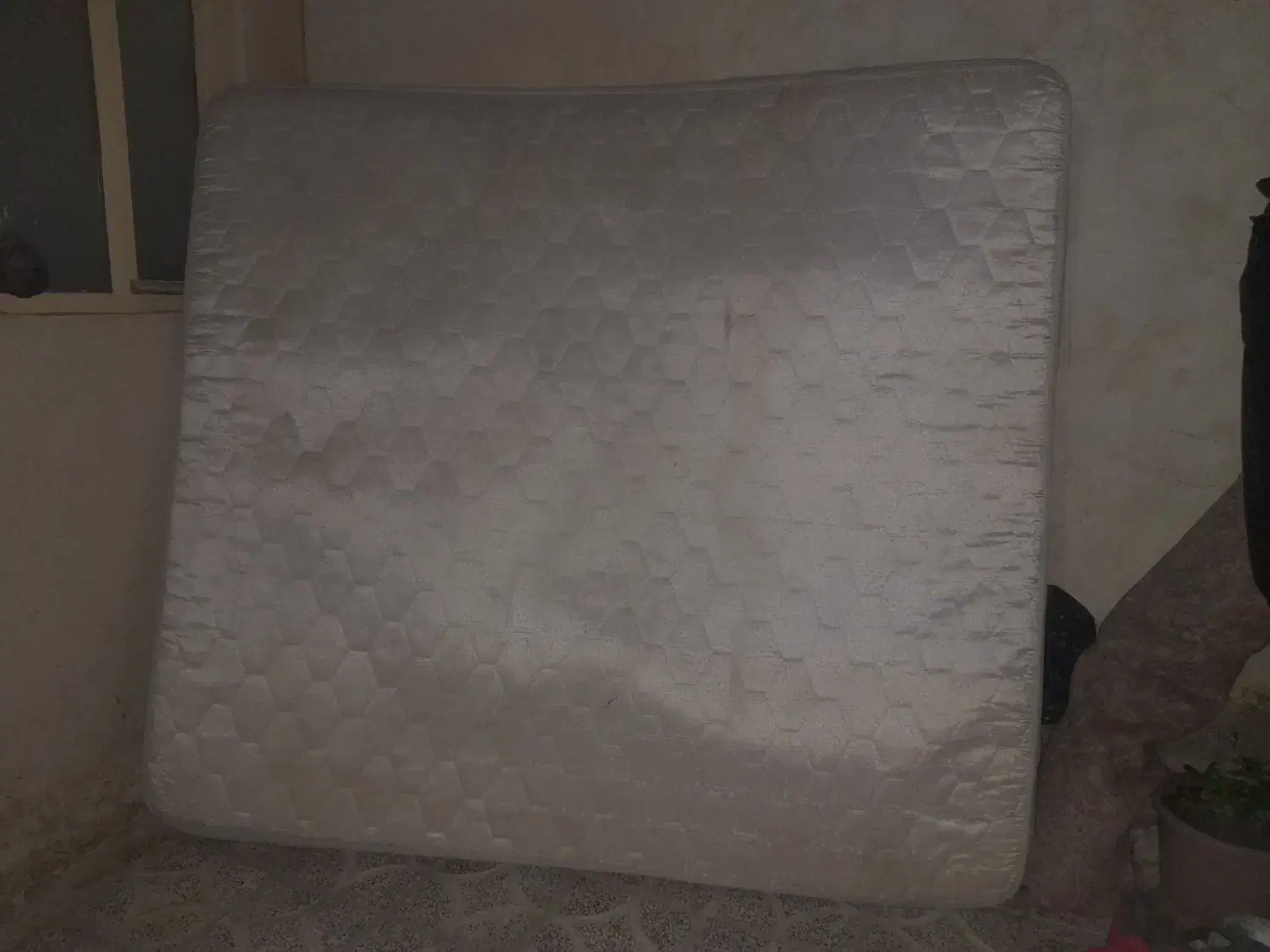 تشک دونفره|تشک تختخواب|زاغه, |دیوار