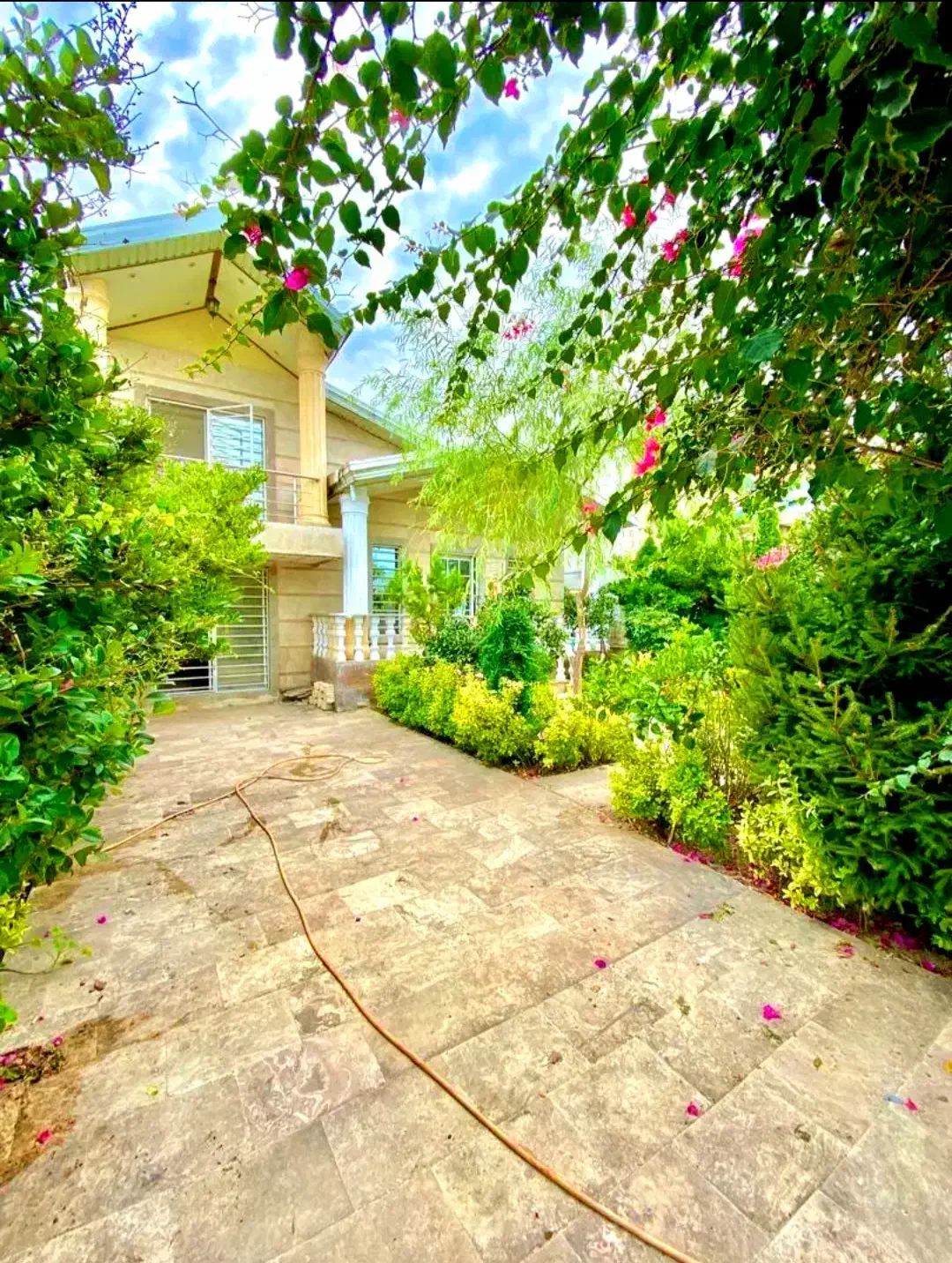 ویلاباغ300متر*ارزون قیمت/سندتکبرگ/سعادت ابادچمستان|فروش خانه و ویلا|پل سفید, |دیوار