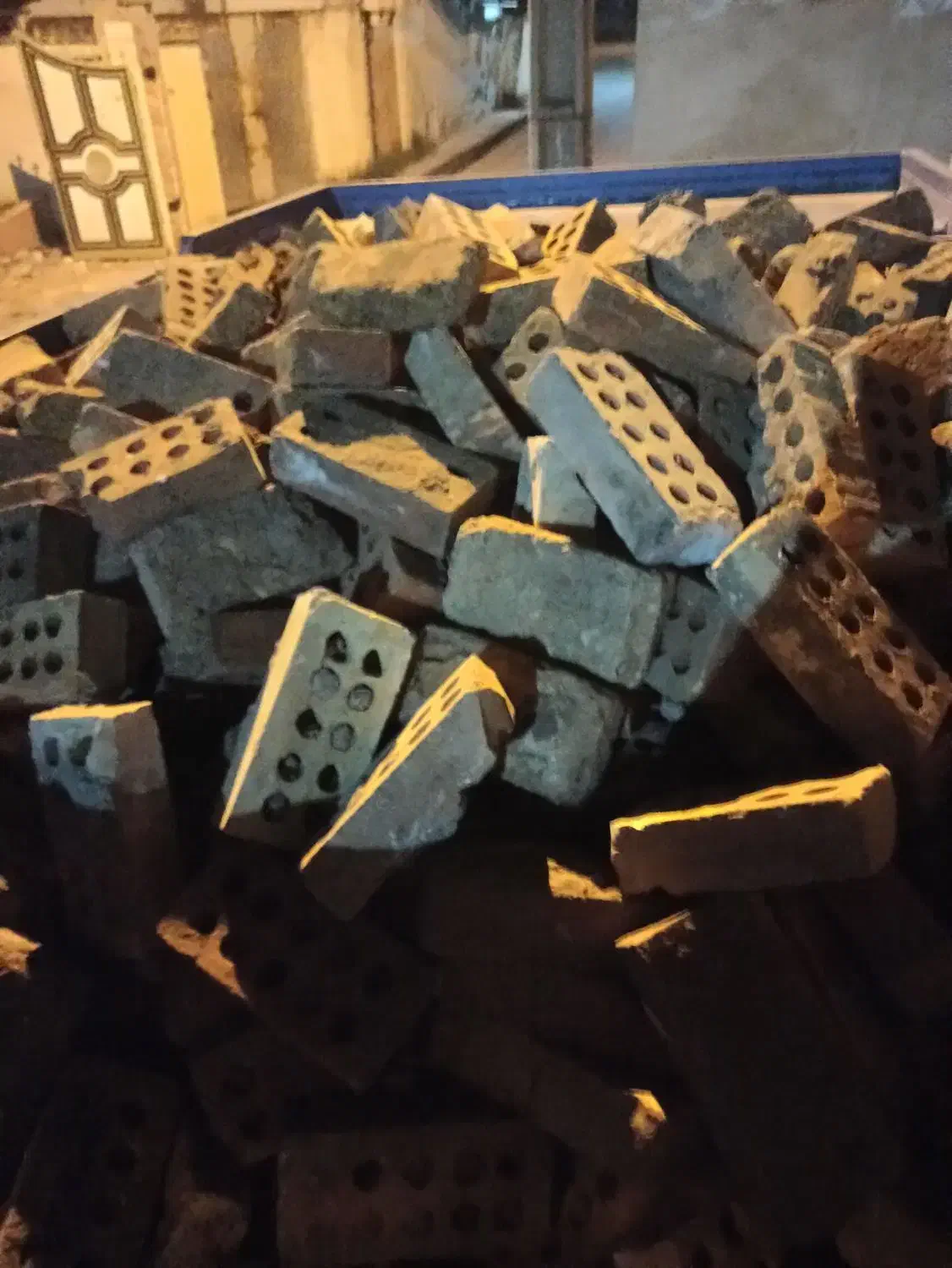 اجر سوراخی|مصالح و تجهیزات ساختمان|آزادشهر, |دیوار