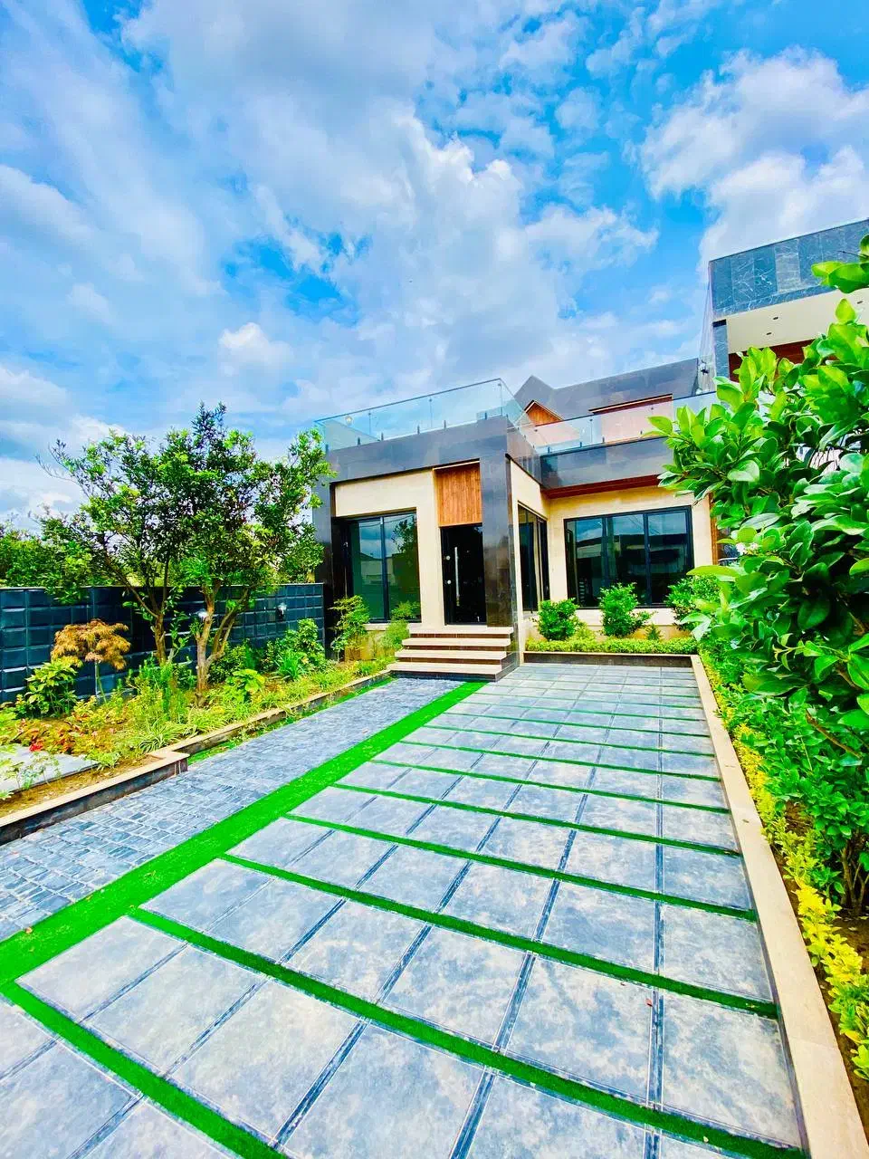 باغچه مدرن۱۸۷زمین/۸۸بنا/دوخوابه/ویوجنگل درشهرک|فروش خانه و ویلا|نوشهر, |دیوار