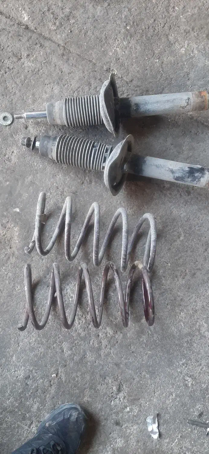 کمک فنر و فنر|قطعات یدکی و لوازم جانبی|ارومیه, |دیوار