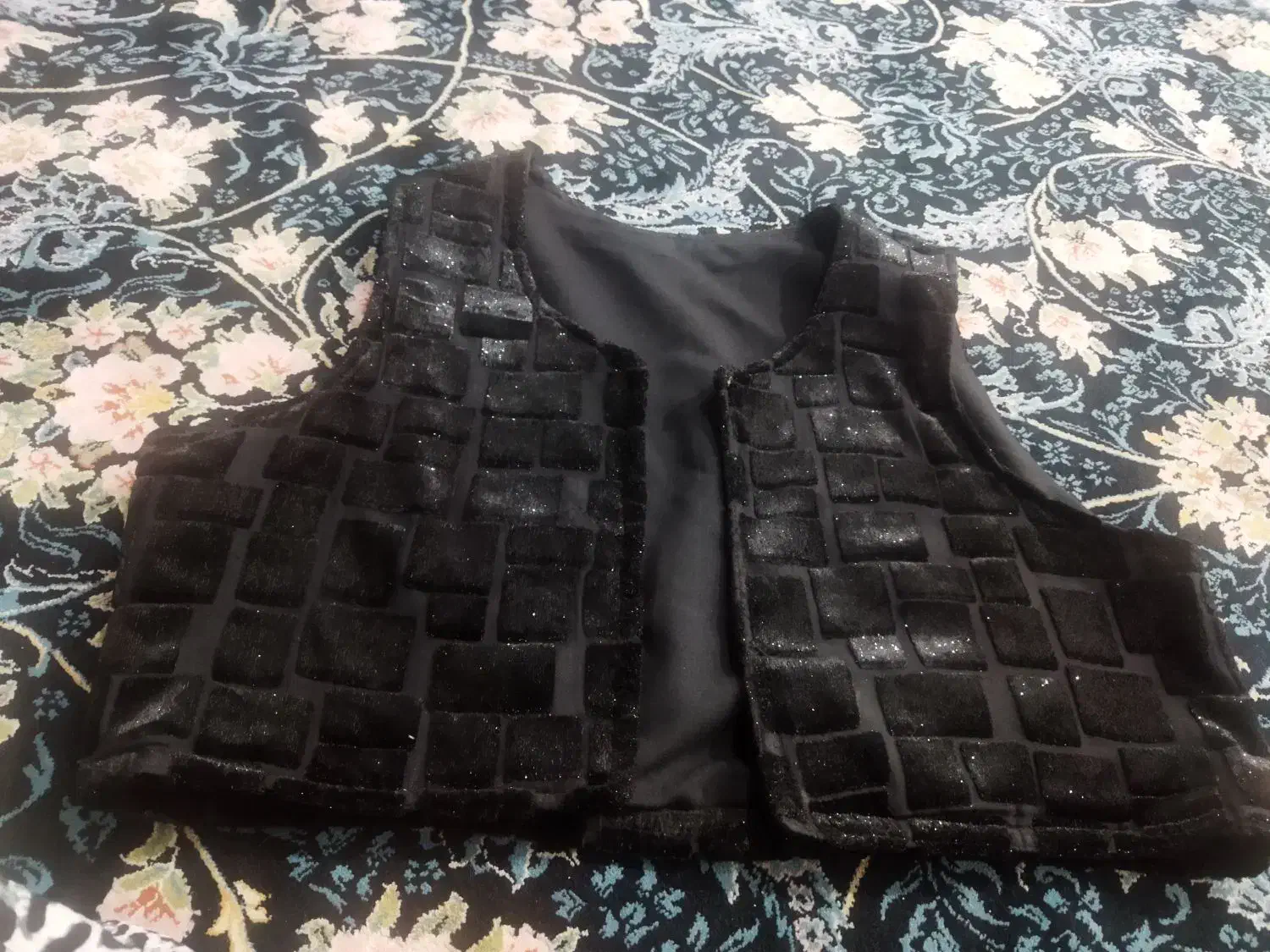 کراس کوردی سیمدوزی وسخمه سیاه|لباس|مریوان, |دیوار