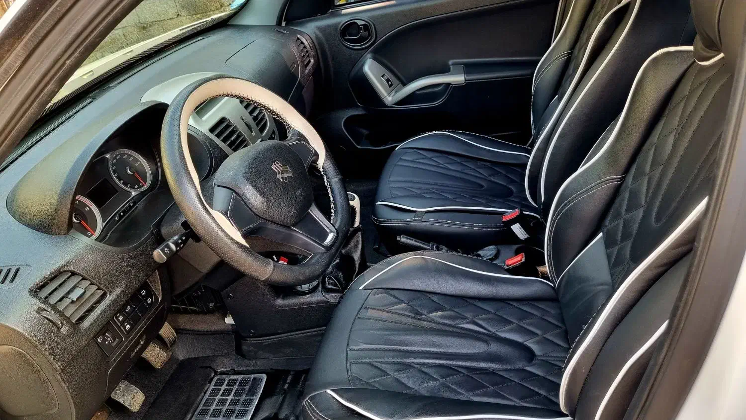 کوییک SR .1402 گارانتی فعال|خودرو سواری و وانت|رشت, حومه رشت|دیوار