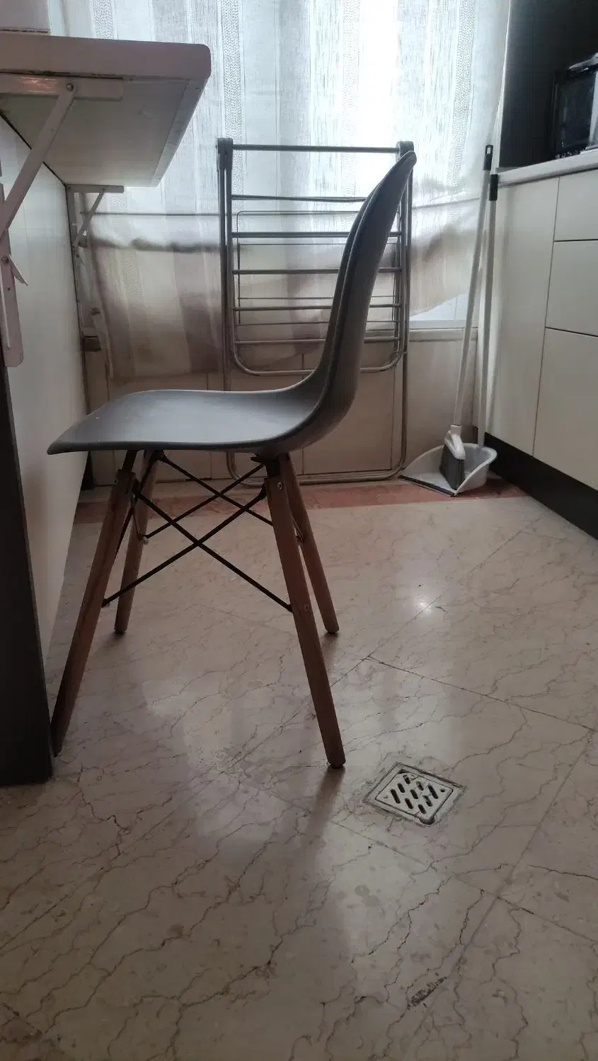 فروش میز و دو عدد صندلی کاملا نو|میز و صندلی غذاخوری|تهران, کرمان|دیوار