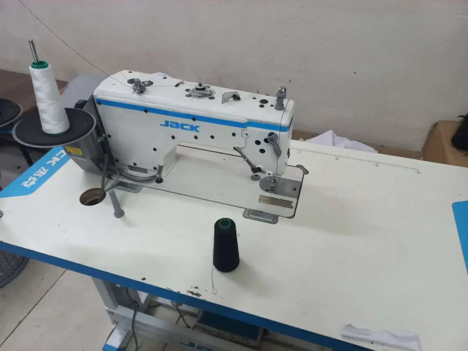 چرخ خیاطی در حد نو|چرخ خیاطی و ریسندگی|کرج, اصفهانی‌ها|دیوار