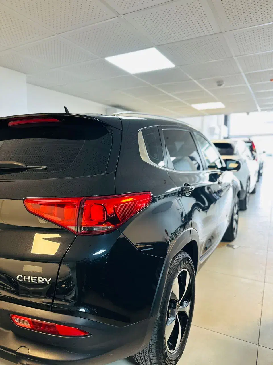 تیگو ۷ مدل ۹۷ بیرنگ|خودرو سواری و وانت|شیراز, فرهنگ شهر|دیوار