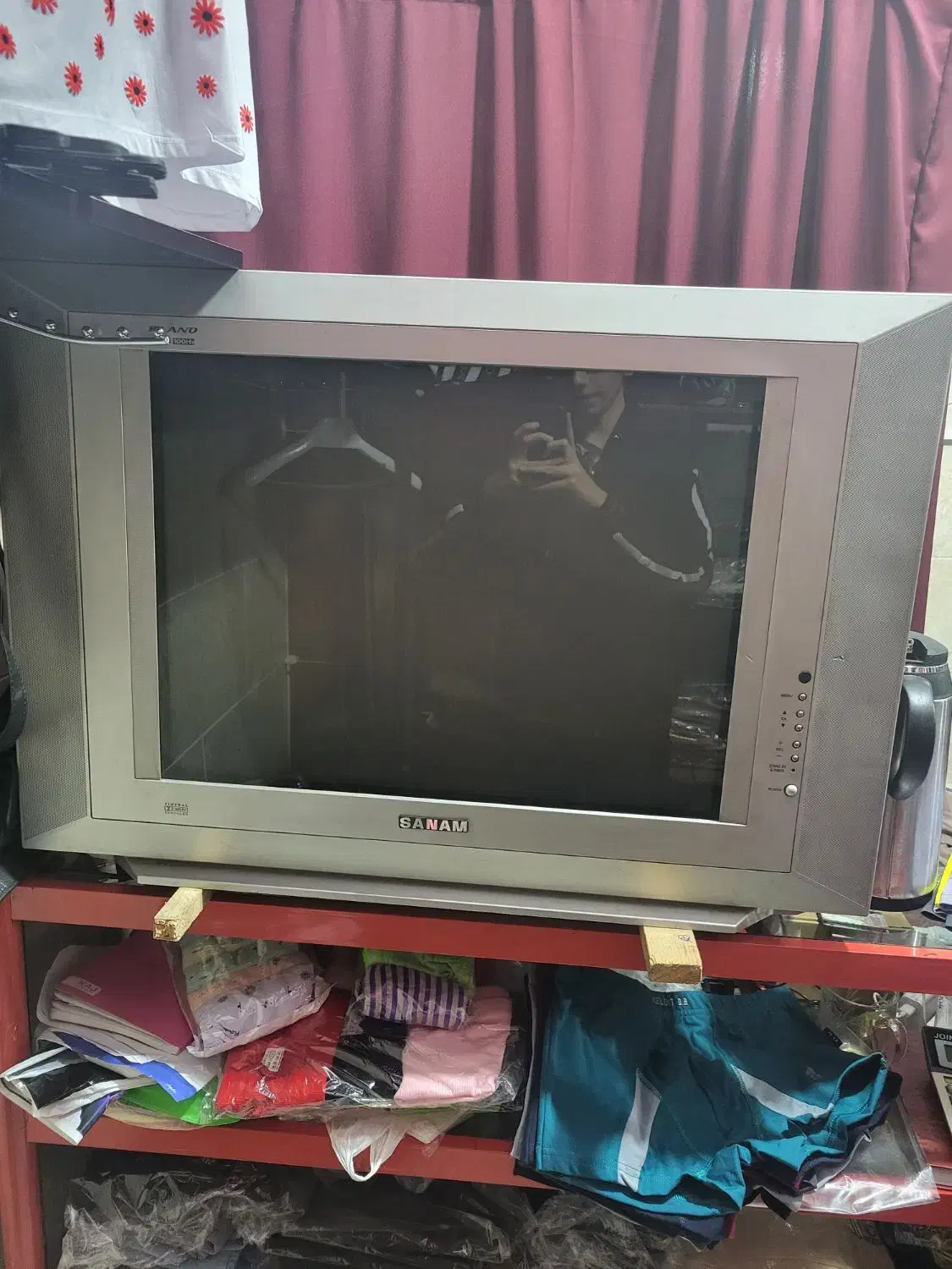 تلویزیون|تلویزیون و پروژکتور|بندر انزلی, آذربایجان|دیوار