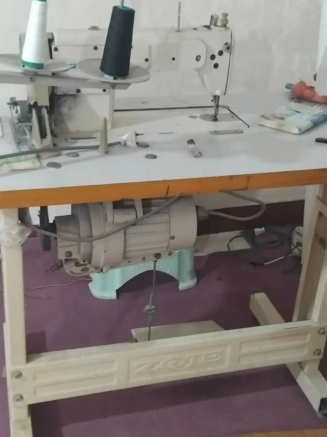 چرخ خیاطی صنعتی|چرخ خیاطی و ریسندگی|میانه, |دیوار