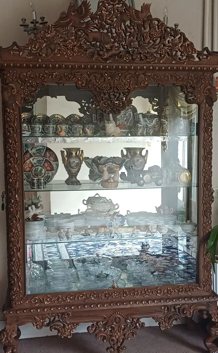 ویترین منبت کاری با چوب گردو|بوفه، ویترین، کنسول|برخوار, |دیوار