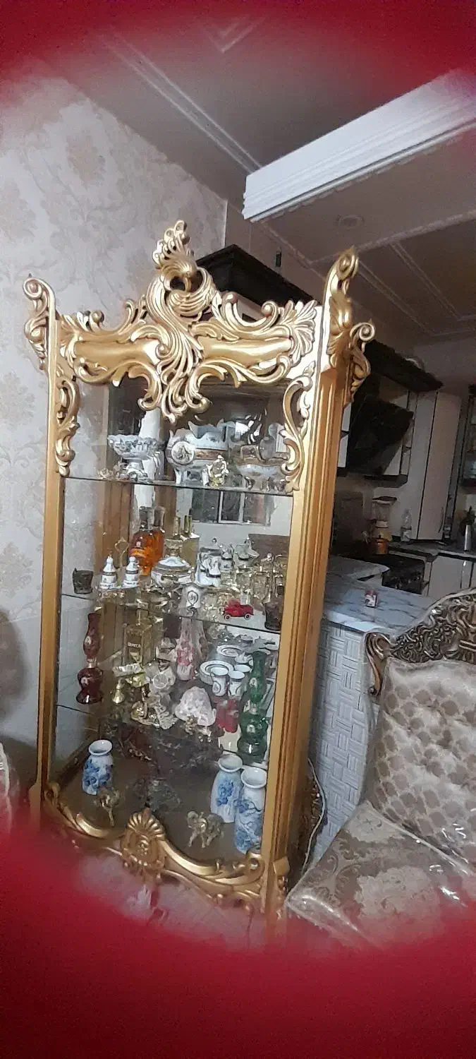 بوفه سلطنتی طلایی رنگ|بوفه، ویترین، کنسول|شیراز, دارالرحمه|دیوار