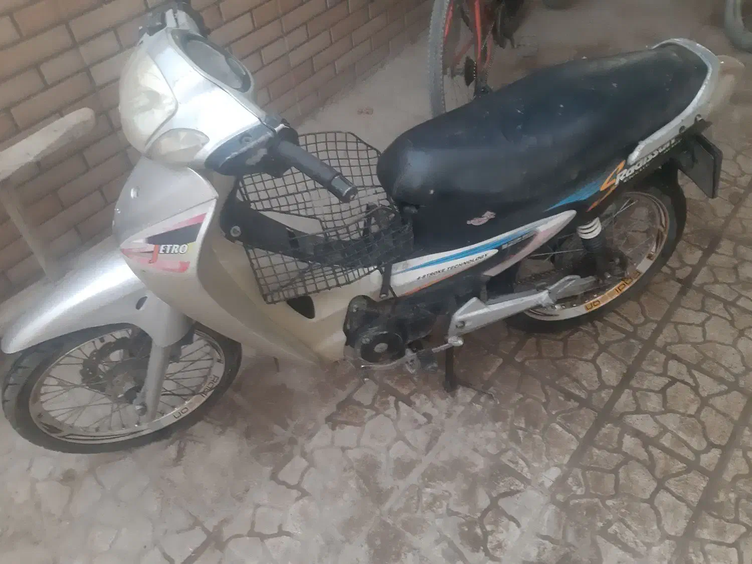 کویر رادیسون  بی کلاج|موتورسیکلت|اصفهان, مارچین|دیوار