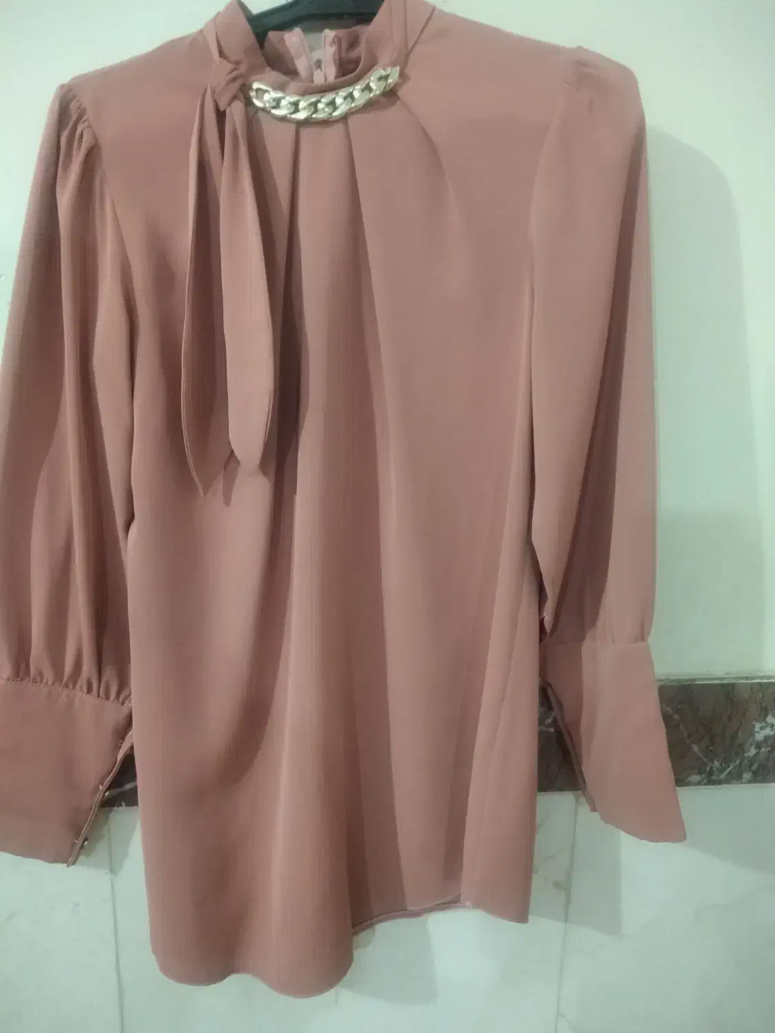 لباس|لباس|اسدآباد, |دیوار