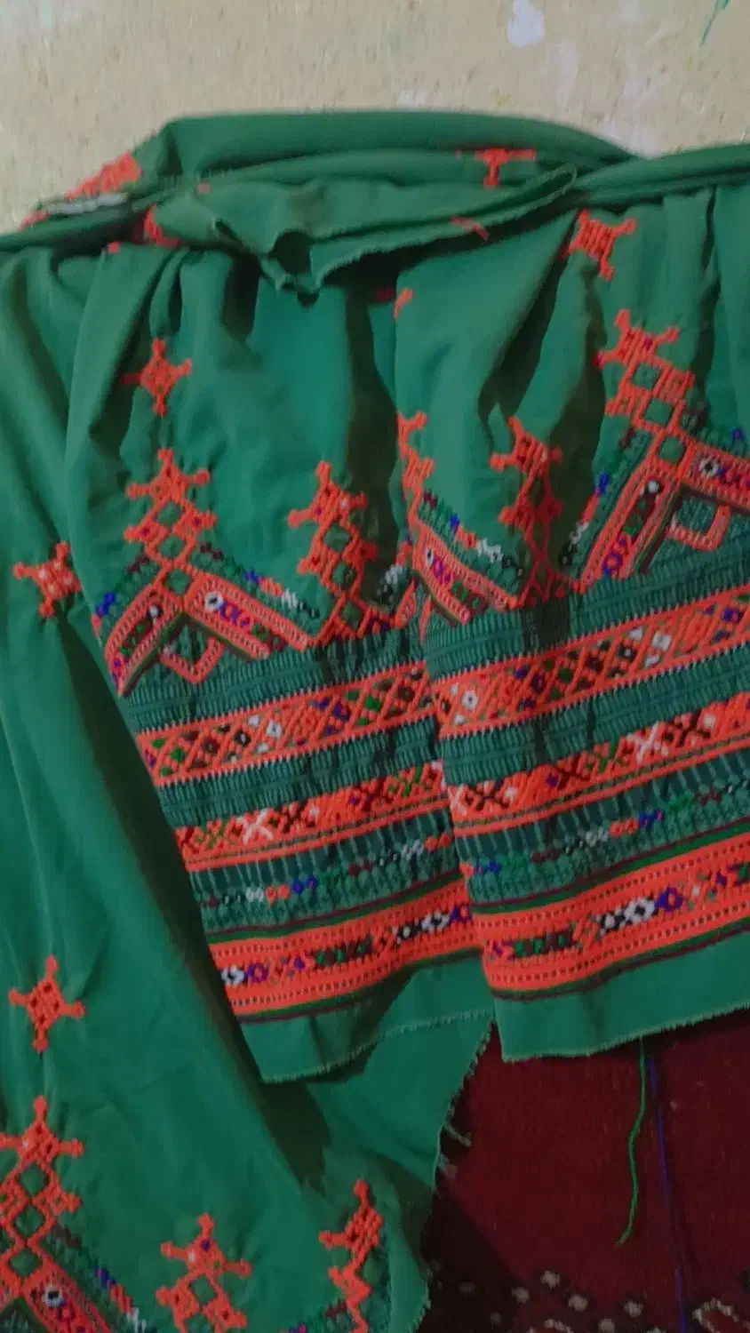 لباس موسوم دوچگر|لباس|نیک شهر, |دیوار