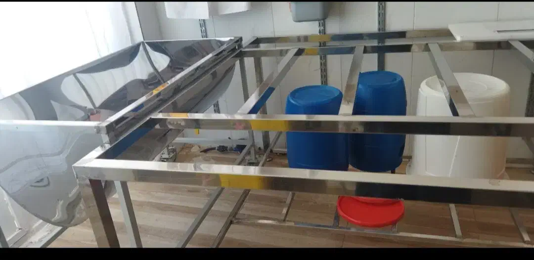 میز کار مخصوص کارگاه شیرینی پزی نانوایی میوه خشک|کافی‌شاپ و رستوران|کلاله, |دیوار