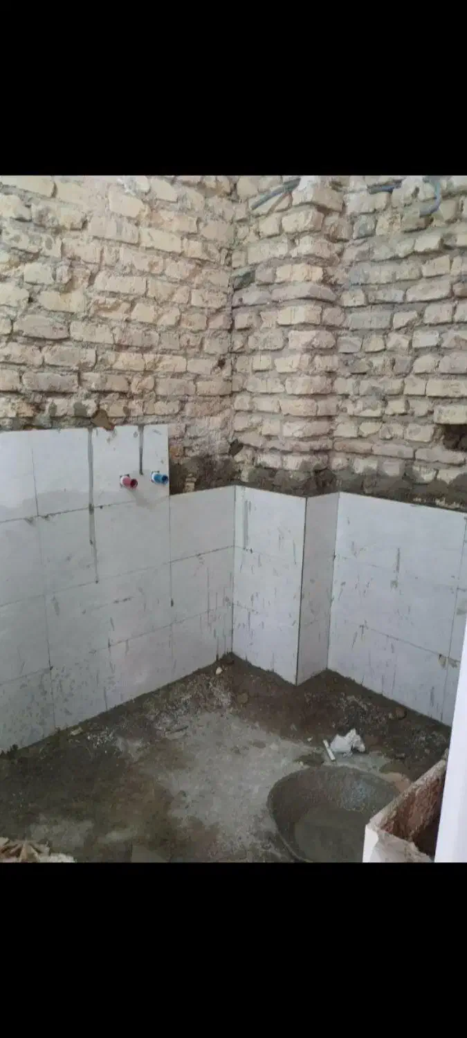 سیمان کاری دیوار چینی تخریب کاشی سرامیک|خدمات پیشه و مهارت|باقرشهر, |دیوار