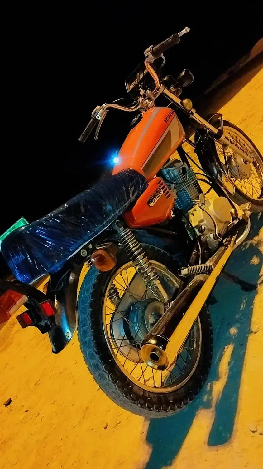 فروش موتور نامی۸۲|موتورسیکلت|قیروکارزین, |دیوار