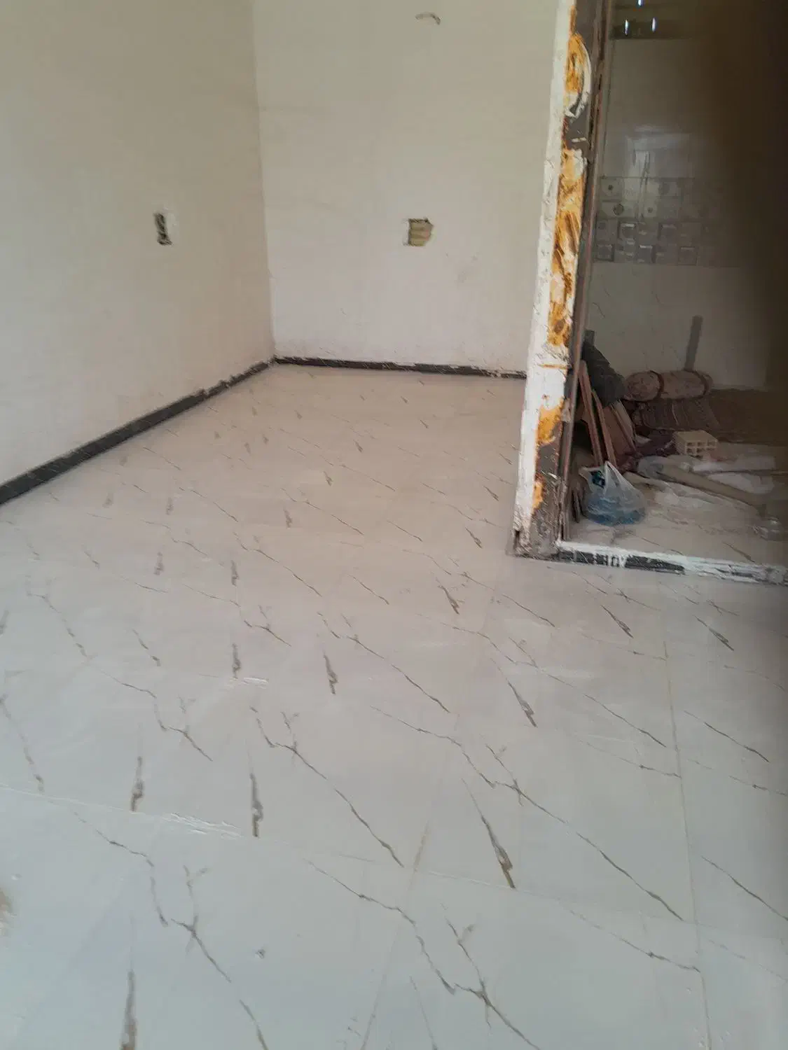 بتون ریزی سقف سبک وفنداسیون|خدمات پیشه و مهارت|بم, |دیوار