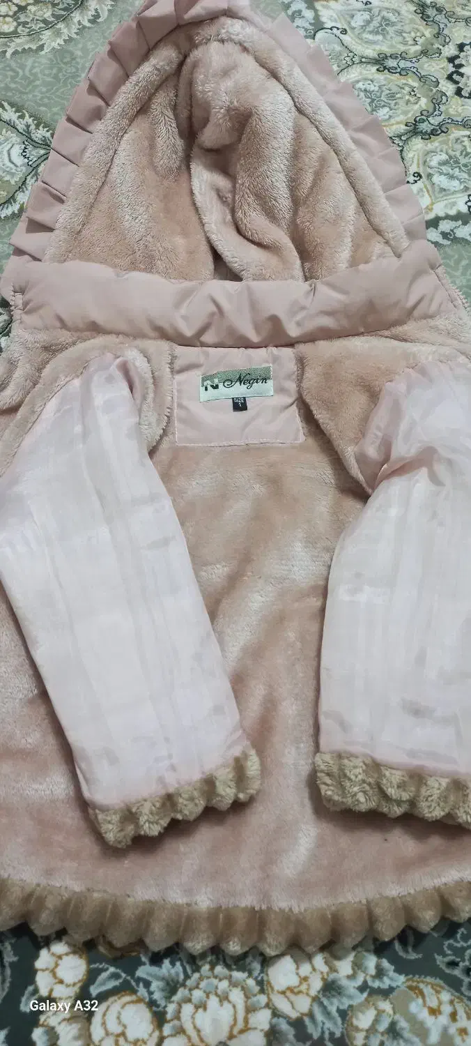 کاپشن دخترانه|لباس|فردیس, سرحدی|دیوار