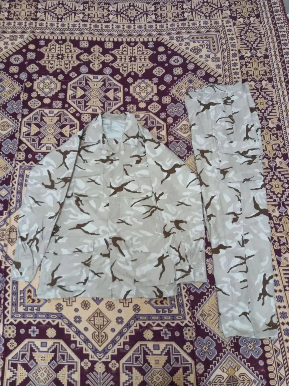 لباس سربازی|لباس|کرج, اصفهانیها|دیوار