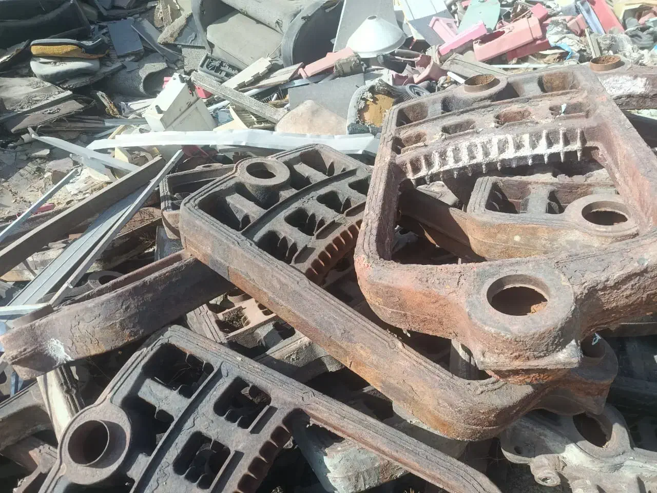 خرید و فروش ضایعات آهن ونک.  تهرانسر.جنت اباد.پونک|عمده‌فروشی|تهران, تهرانسر مرکزی|دیوار