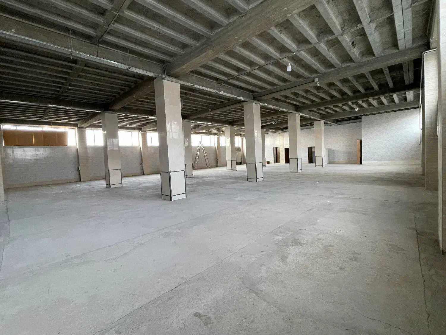 اجاره سالن.اجاره کارگاه.اجاره سوله.اجاره انبار|اجارهٔ دفتر صنعتی، کشاورزی، تجاری|صوفیان, |دیوار