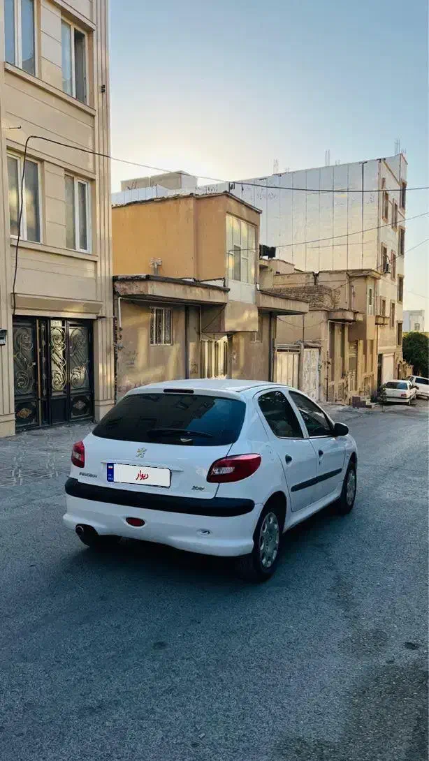 پژو ۲۰۶ مدل ۹۸ تیپ ۲|خودرو سواری و وانت|ایلام, |دیوار