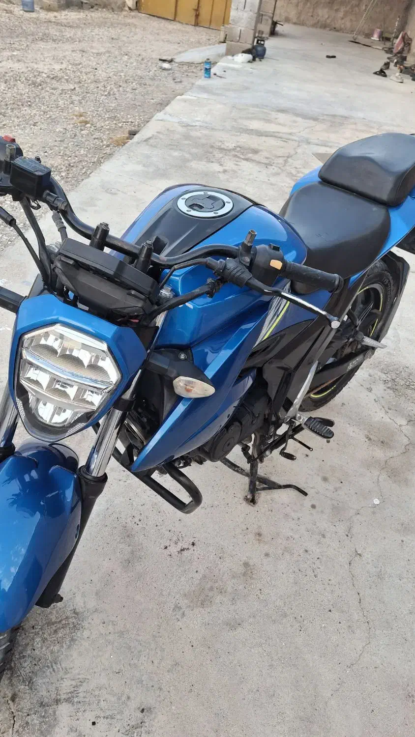 موتورسوزاکی ۱۵۰|موتورسیکلت|بندرلنگه, |دیوار