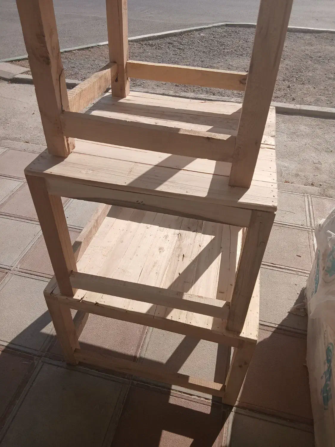 چهارپایه کرسی|صندلی و نیمکت|نجف‌آباد, حومه نجف آباد|دیوار