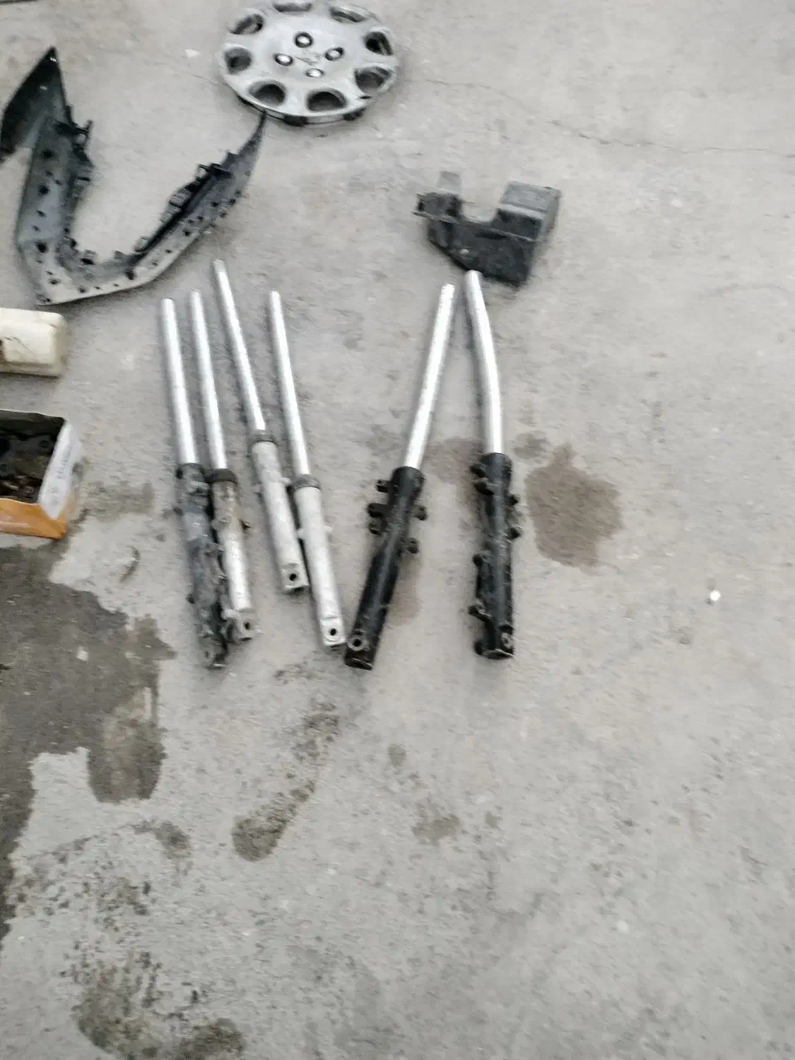 لوازم موتور سیکلت یکجا باک بنلی ورینگ|قطعات یدکی و لوازم جانبی|تهران, تهرانسر شمالی|دیوار