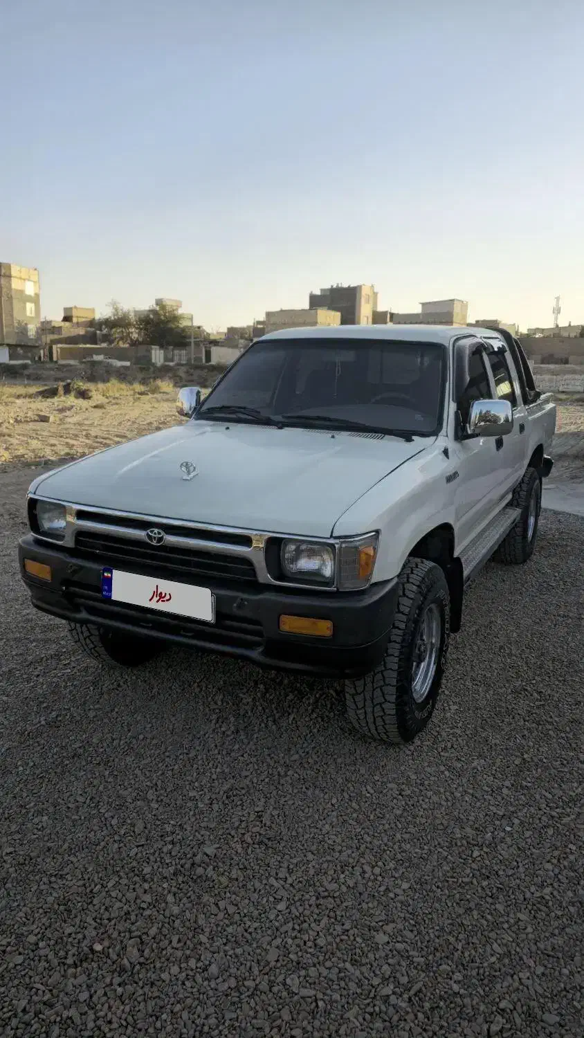 تویتا هایلوکس|خودرو سواری و وانت|مشهد, شهید قربانی|دیوار