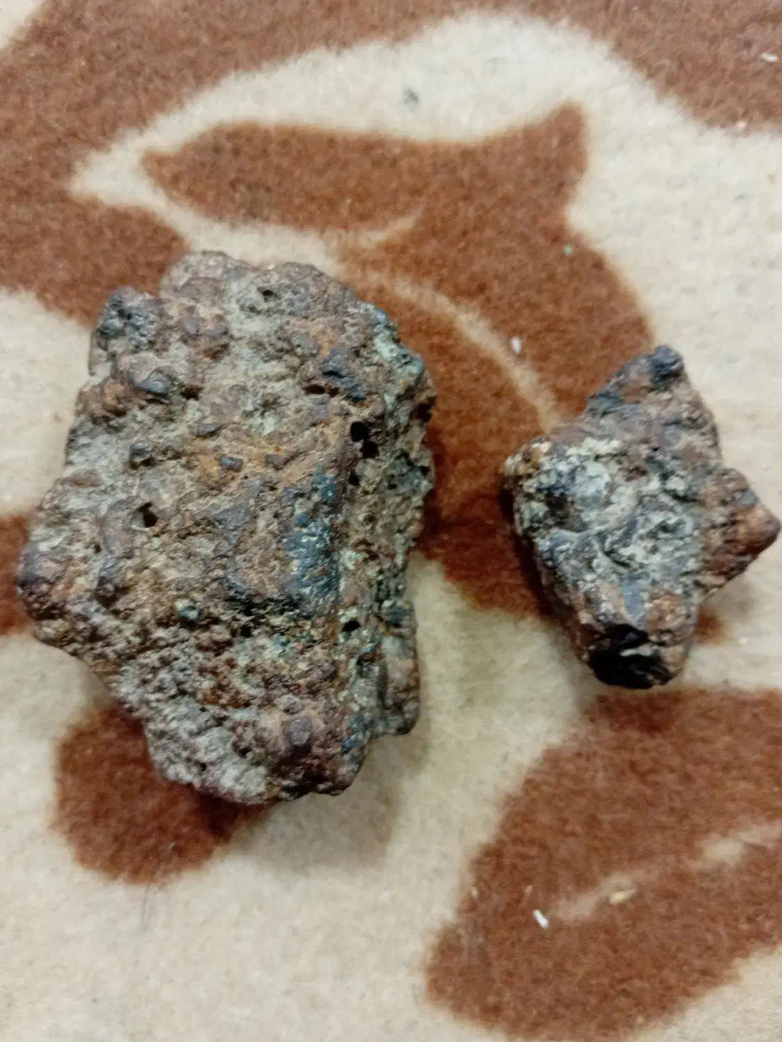 شهاب|کلکسیون اشیاء عتیقه|داران, |دیوار