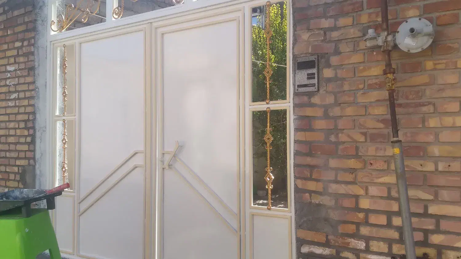 ساخت وتعمیرات درب حیاط|خدمات پیشه و مهارت|میانه, |دیوار