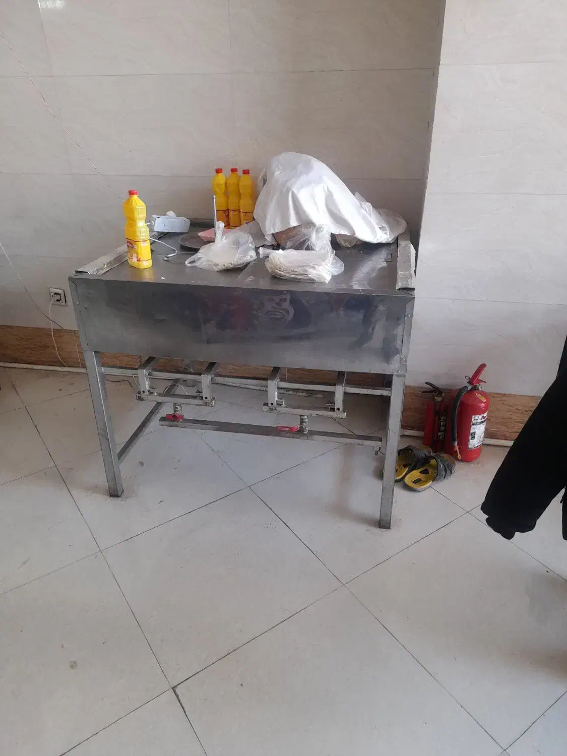 فردیزی ۶۴تایی|کافیشاپ و رستوران|آرادان, |دیوار