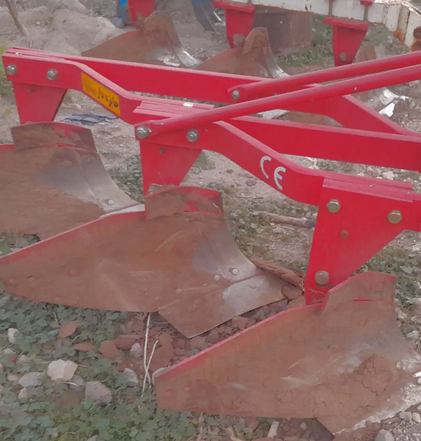 گاو آهن|ماشین‌آلات صنعتی|هشترود, |دیوار